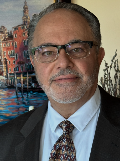 Dr Vincent Malfitano