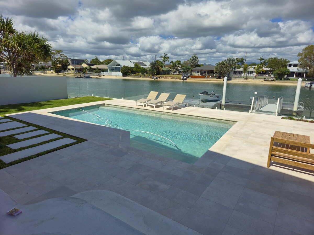 Pool Tiling Gold Coast